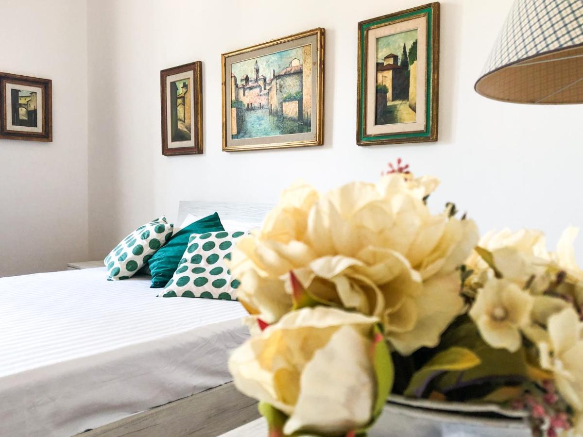 Villino Amelia Apartment ฟลอเรนซ์ ภายนอก รูปภาพ