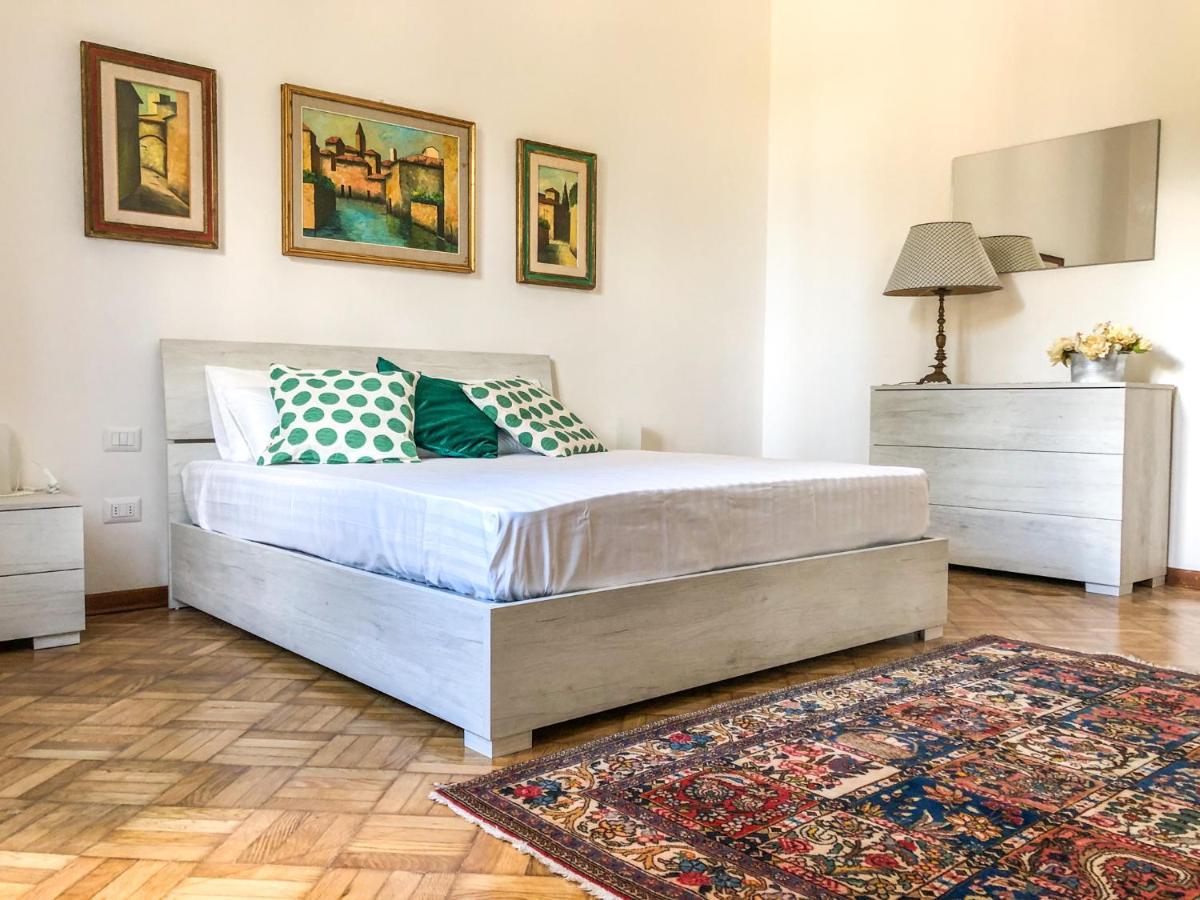 Villino Amelia Apartment ฟลอเรนซ์ ภายนอก รูปภาพ