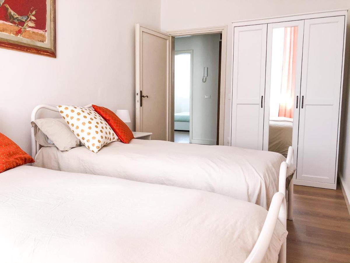 Villino Amelia Apartment ฟลอเรนซ์ ภายนอก รูปภาพ