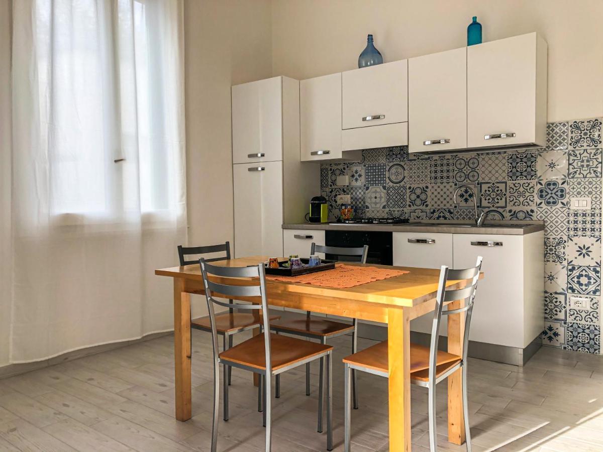 Villino Amelia Apartment ฟลอเรนซ์ ภายนอก รูปภาพ