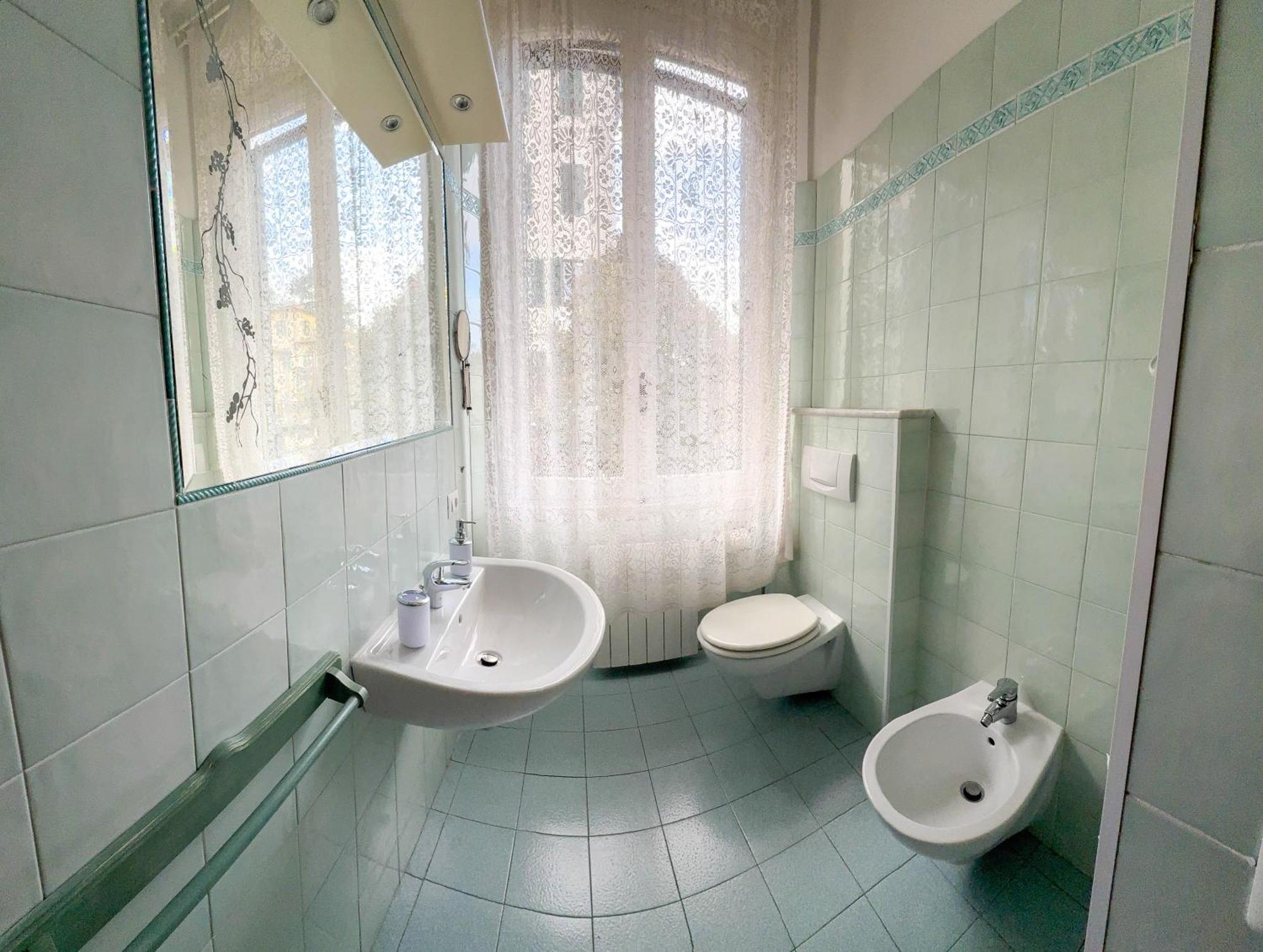 Villino Amelia Apartment ฟลอเรนซ์ ภายนอก รูปภาพ